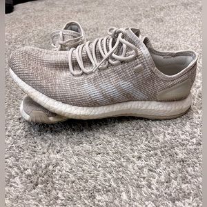 Men’s Adidas PureBoost Size 12 Tennis Shoes ART BA9057